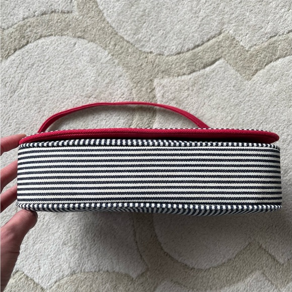 Vintage Lulu Guinness ‘It’s a Dog’s Life’ shoulder bag - Picture 9 of 12